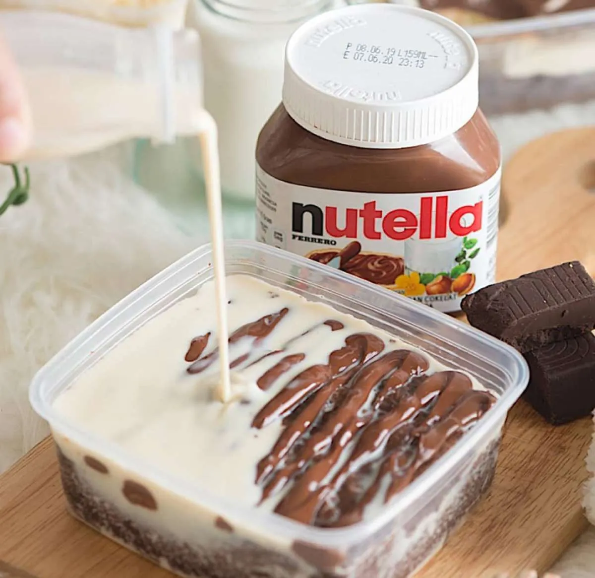 Mencuil peluang manis dari kue kotakan