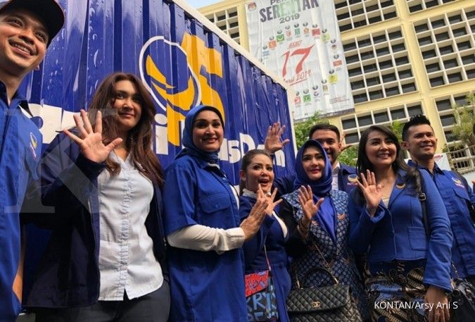 Para caleg artis yang diprediksi dapat suara cukup dan lolos ke Senayan