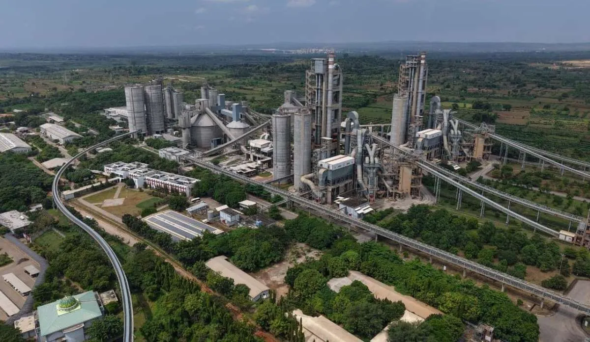 Strategi Semen Indonesia (SMGR) Dorong Penjualan di Tengah Permintaan Lesu