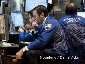 Wall Street terkapar dihajar kebijakan Eropa