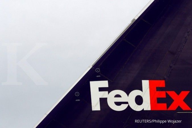 FedEx sues U.S. government over impossible task of policing exports to China