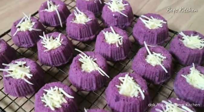 Resep Bolu Kukus Ubi Ungu Vla Santan Keju yang Lembut, Hanya 2 Telur Dapat 23 Pcs