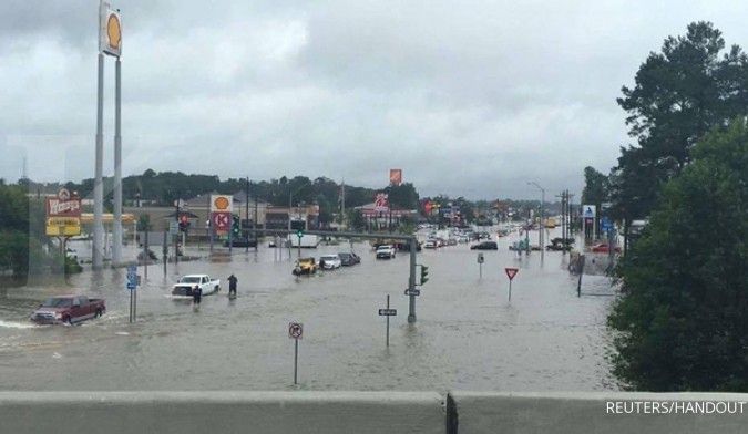 7.000 lebih warga Louisiana AS terjebak banjir