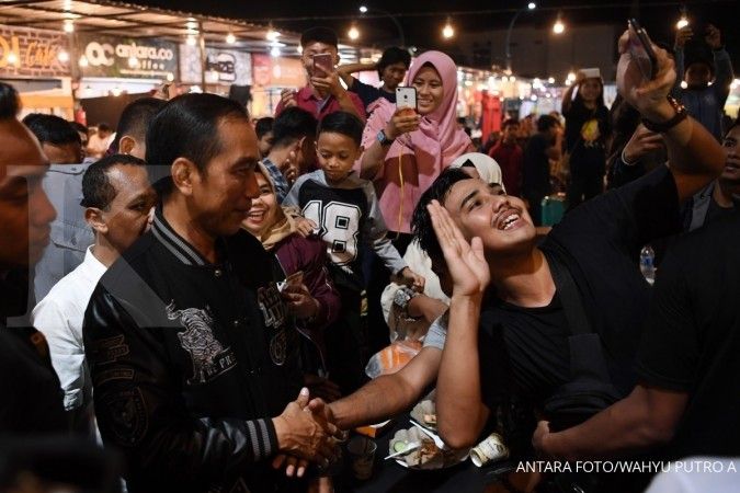 Mengintip malam mingguan Jokowi di Makassar yang mantul