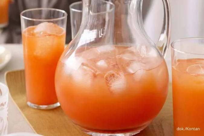 6 Minuman Penurun Darah Tinggi Alami dengan Cepat, Ada Jus Tomat