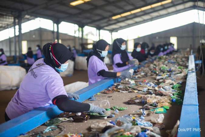 Pelita Mekar Semesta Mengeduk Cuan dari Daur Ulang Sampah Plastik 24.000 Ton Setahun