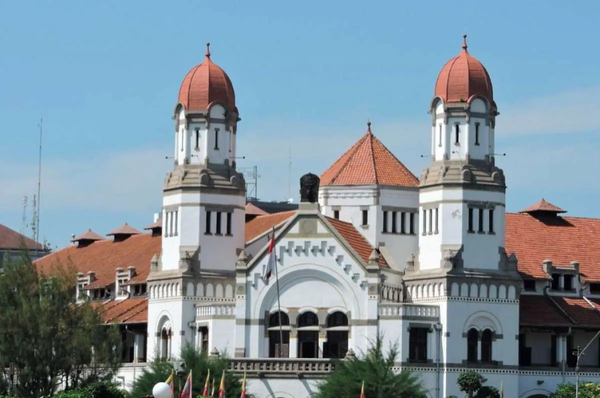 Berwisata Sejarah dan Budaya di Kota Lama Semarang yang Ikonik