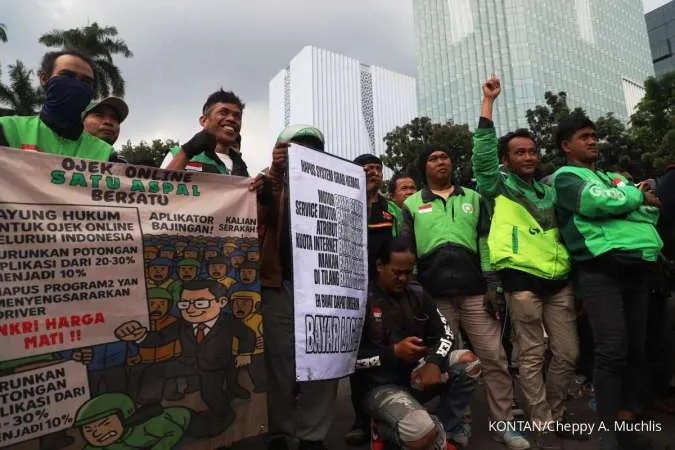 Ride-Hailing Drivers in Indonesia Hold Protests to Demand Better Pay 