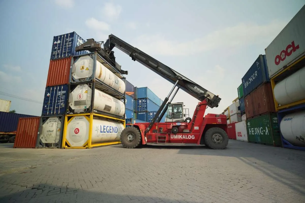 KAI Logistik Optimalkan Keamanan dan Keselamatan Angkutan B3 Melalui Moda Kereta Api