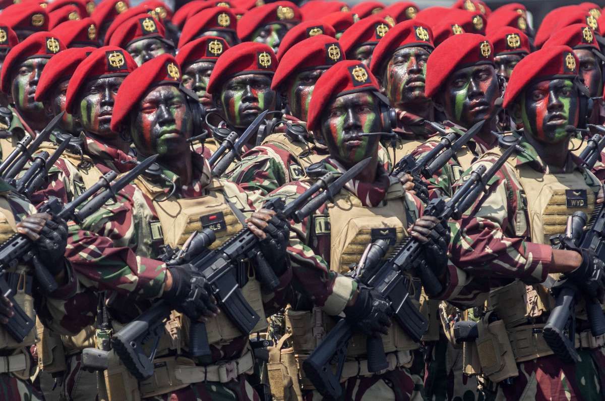 Presiden Memperkuat Organisasi TNI