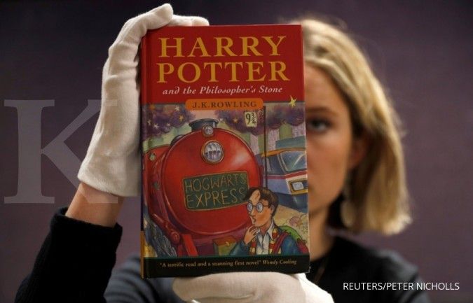 Lewat teknik pernapasan ajaran suaminya, JK Rowling pulih dari gejala corona