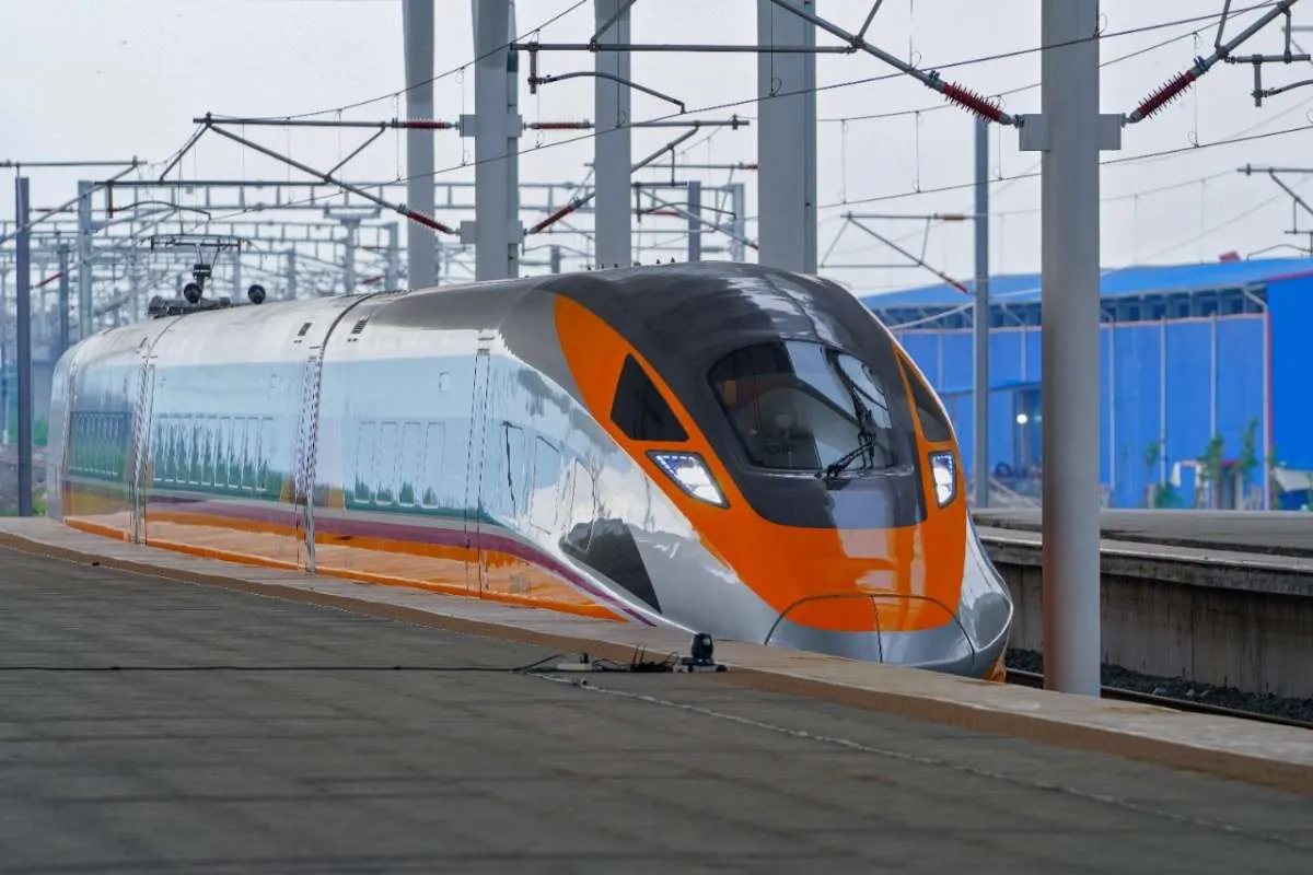 Pemasangan 30.177 Unit Ballastless Track Slab Kereta Cepat Jakarta Bandung Rampung
