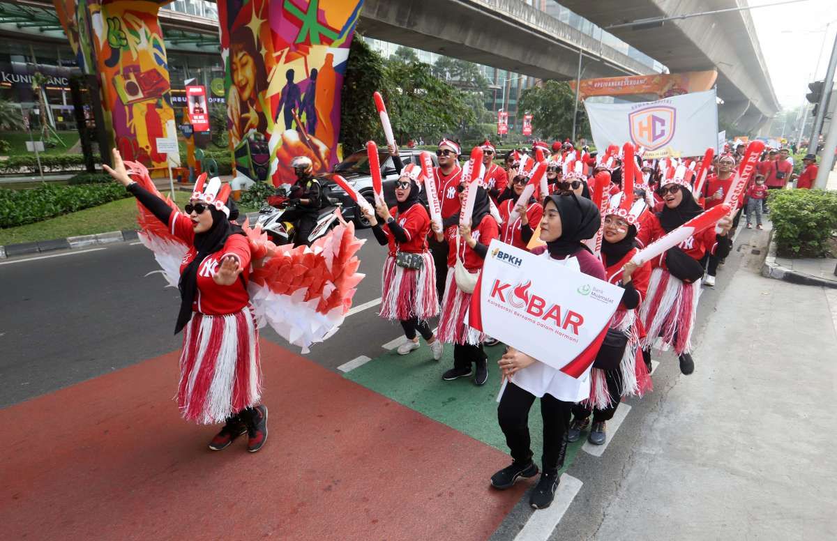 Fun Walk Bank Muamalat Jelang Pencatatan Perdana Saham