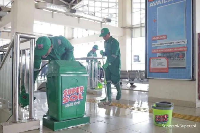 Antisipasi Lonjakan Pemudik, Supersol Tingkatkan Kebersihan Fasilitas Umum