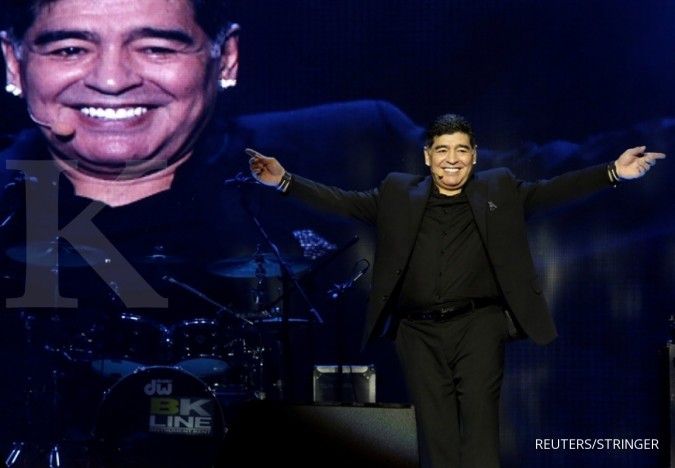 Maradona tetap dirawat di rumah sakit usai operasi karena kebingungan
