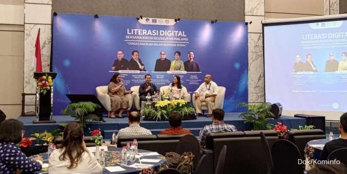 Cerdas dan Bijak dalam Bermedia Sosial: Pesan Penting dari Kemenkominfo & KWI