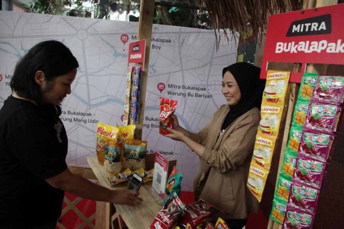 Persaingan e-commerce juga lecut bisnis sektor rill?