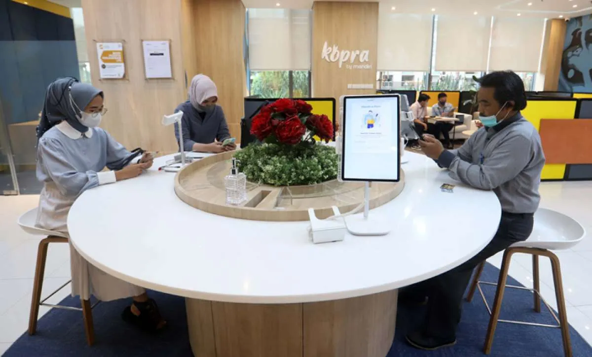 Sebelum Tukar Valas, Simak Kurs Dollar-Rupiah di Bank Mandiri Hari Ini Senin (17/4)