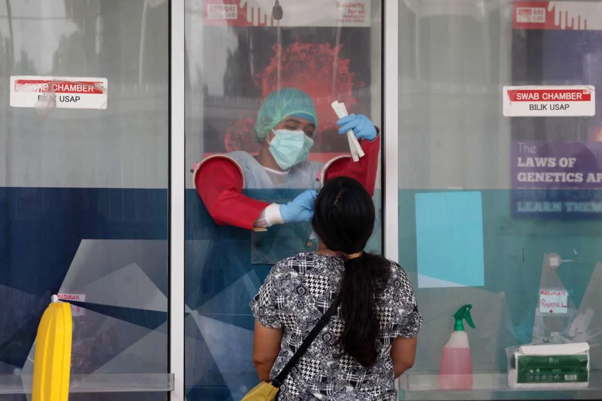 Belasan rumah sakit di Bangkok tak sanggup layani tes Covid-19 karena kehabisan alat