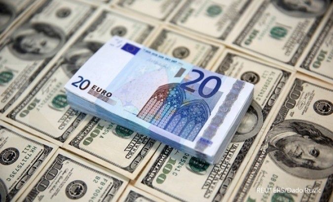 Data ekonomi Eropa lemah, euro terkoreksi atas dollar AS