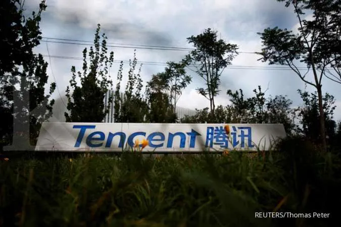Chinese tech giant Tencent's WeChat app sees downloads surge before U.S. ban