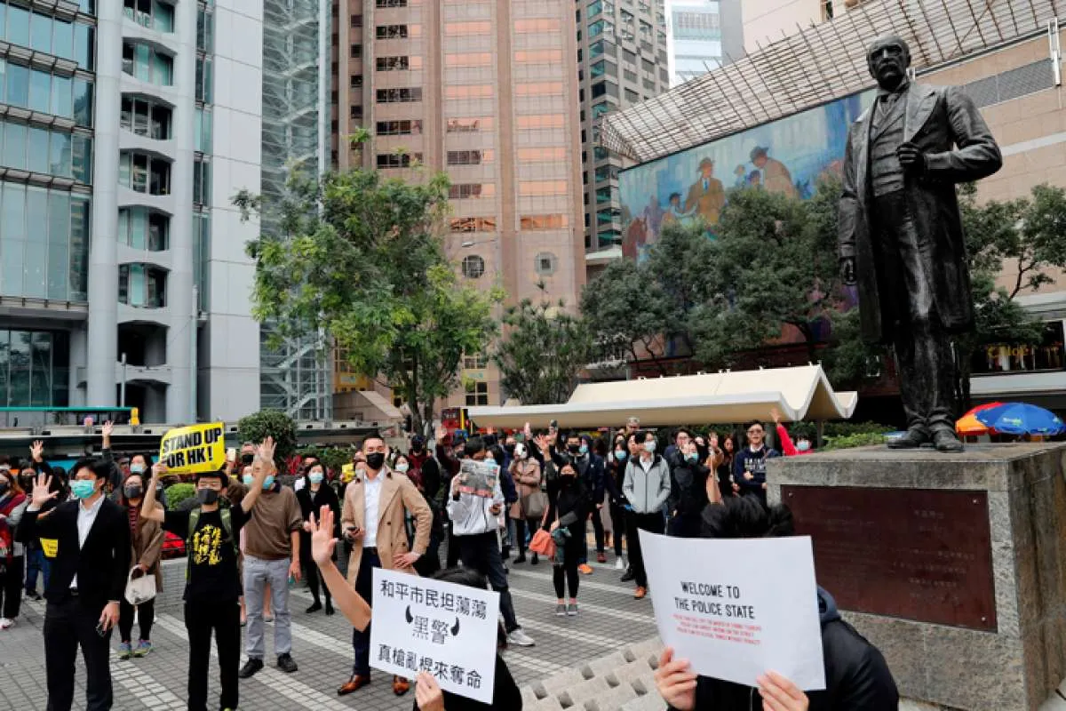 Gagal atasi demonstrasi, China ganti kepala kantor penghubung Hong Kong