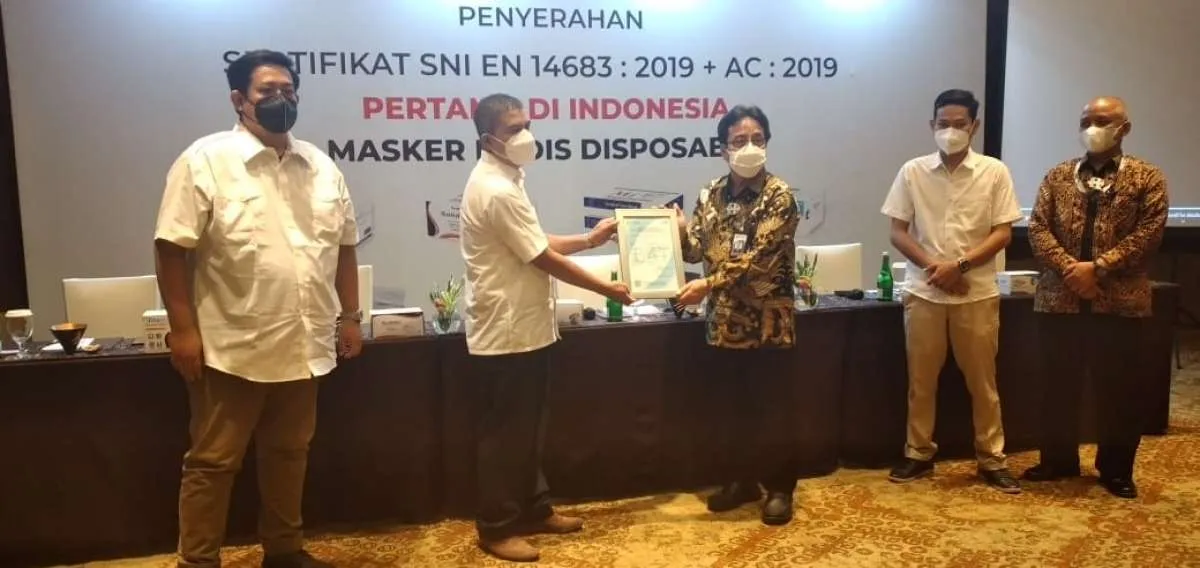 Ini dia masker medis disposable pertama berstandar SNI 