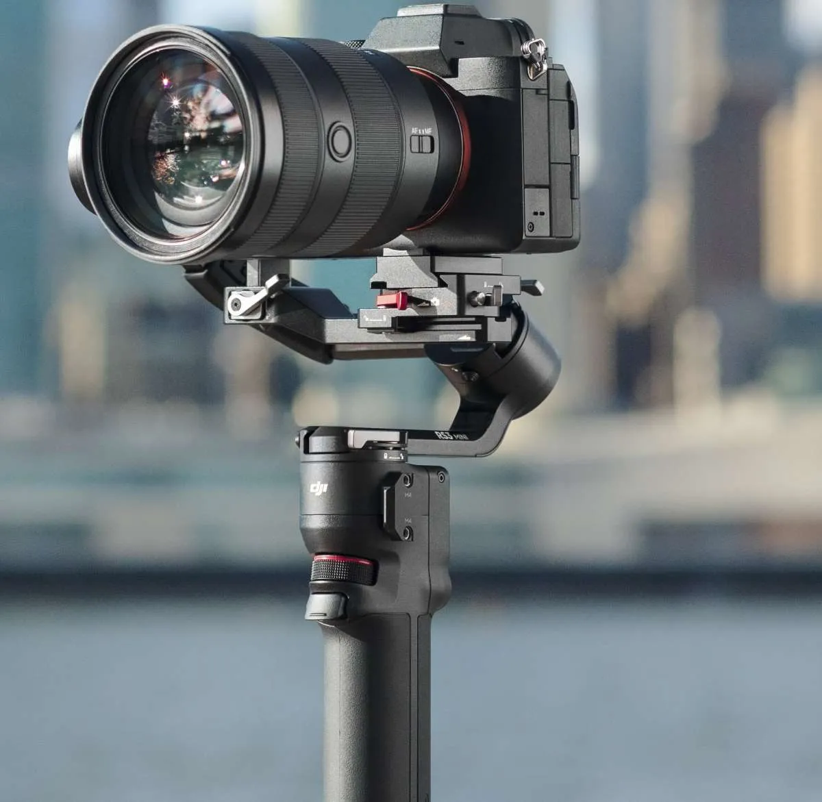 Erajaya Active Lifestyle Hadirkan Perangkat Content Creator: DJI RS 3 Mini & DJI Mic