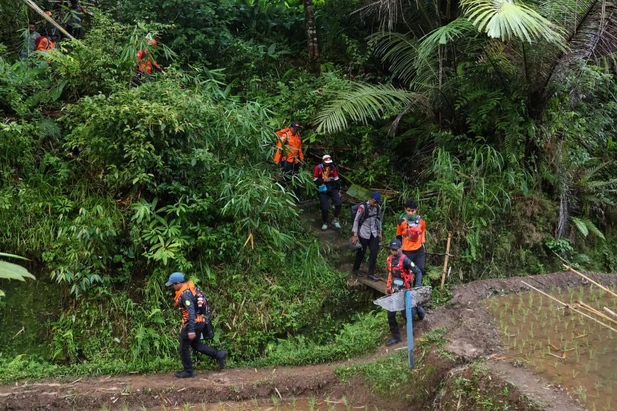 Serpihan Pesawat ATR 42-500 Ditemukan di Maros, Menhub: Verifikasi Sedang Berjalan