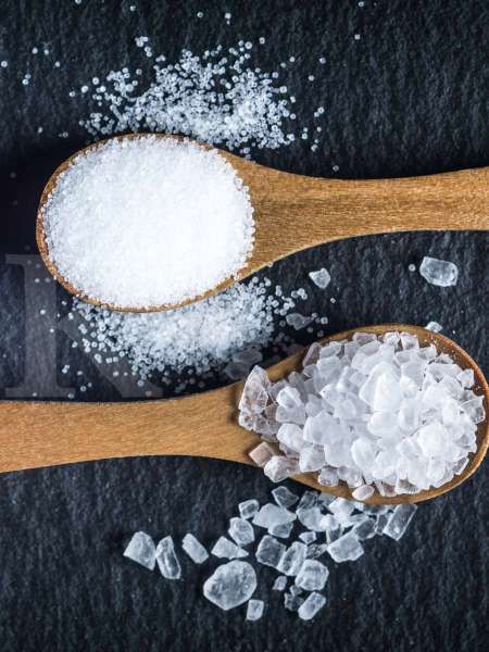 7 Dampak Terlalu Banyak Konsumsi Garam yang Berbahaya Buat Kesehatan Tubuh