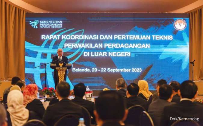 Mendag Zulkfili Hasan Buka Rakornis Perwakilan Perdagangan di Luar Negeri