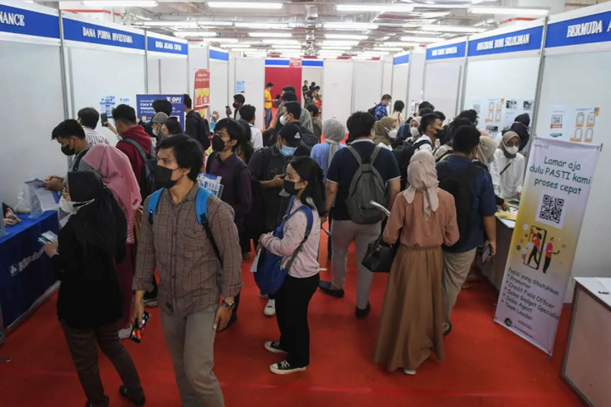 Tips Cepat Dapat Kerja Buat Fresh Graduate dan Cara Tepat Mengirim Lamaran Kerja