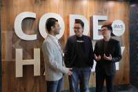 Dukung Tranformasi Digital UKM, AWS Luncurkan Program AWS Lift