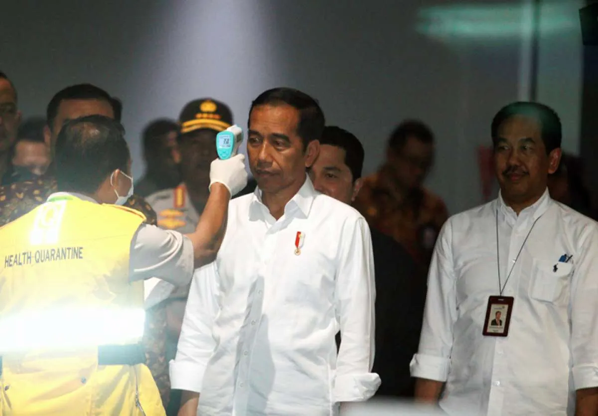 Kata Jokowi soal kemungkinan menutup pintu masuk Indonesia untuk cegah corona
