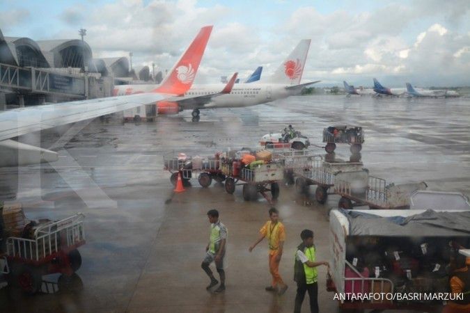 Akibat banjir Manado, empat pesawat dari Makassar batal mendarat