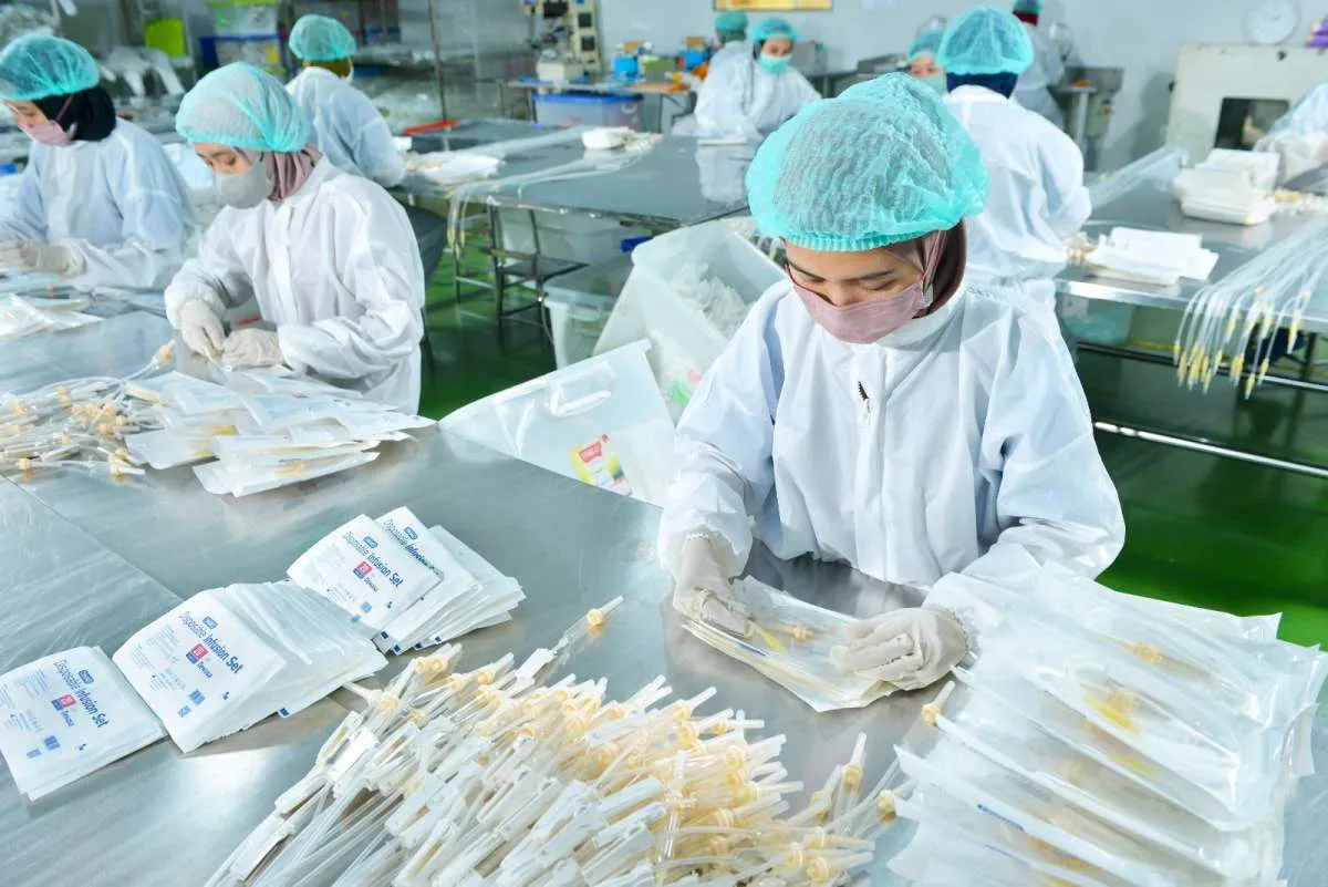 Penyebab Tingginya Ketergantungan Industri Alkes pada Bahan Baku Impor