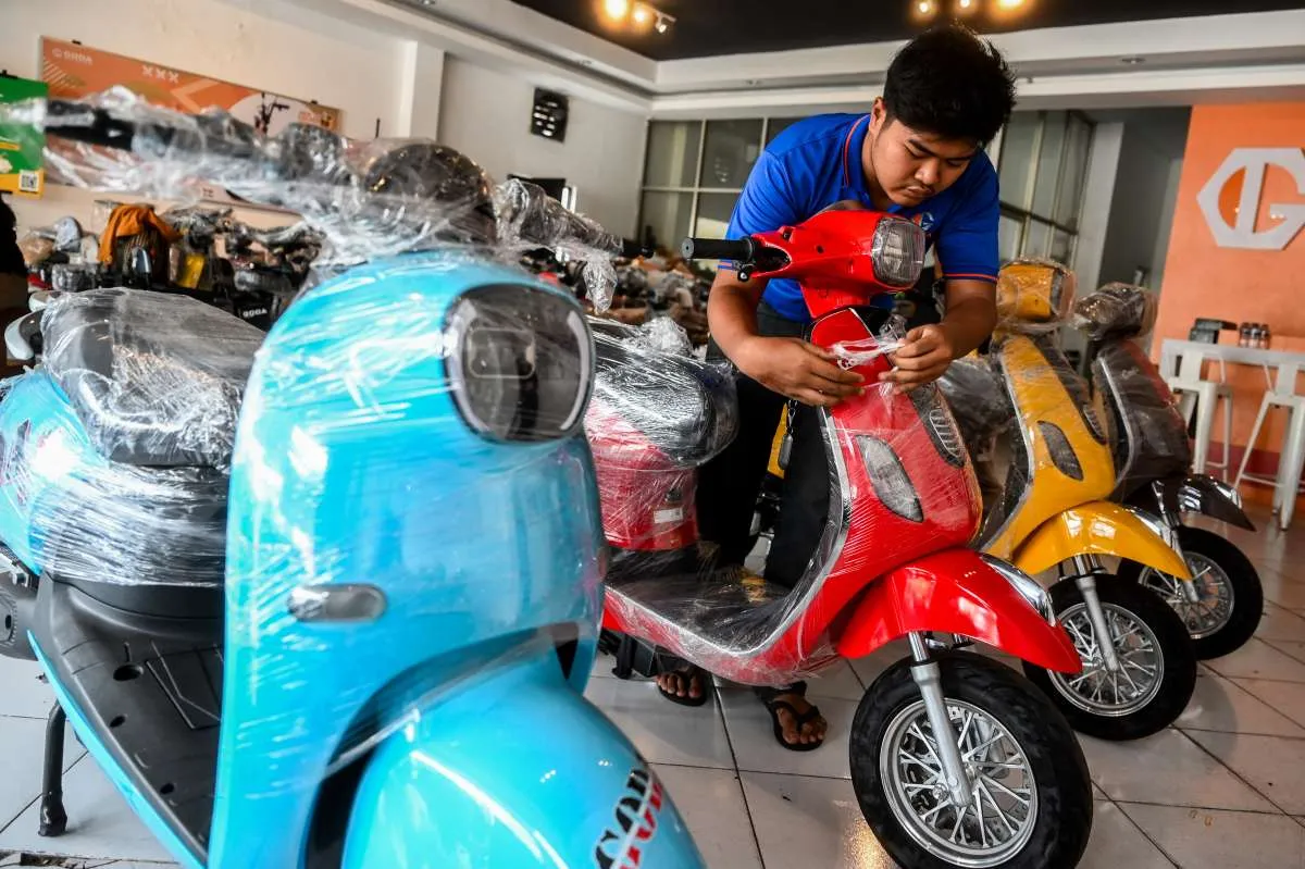 Rekomendasi 5 Motor Listrik Jarak Tempuh Terjauh Terbaru 2024