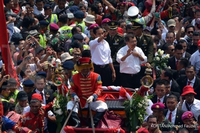 Jokowi-JK salat Jumat di Masjid Istana