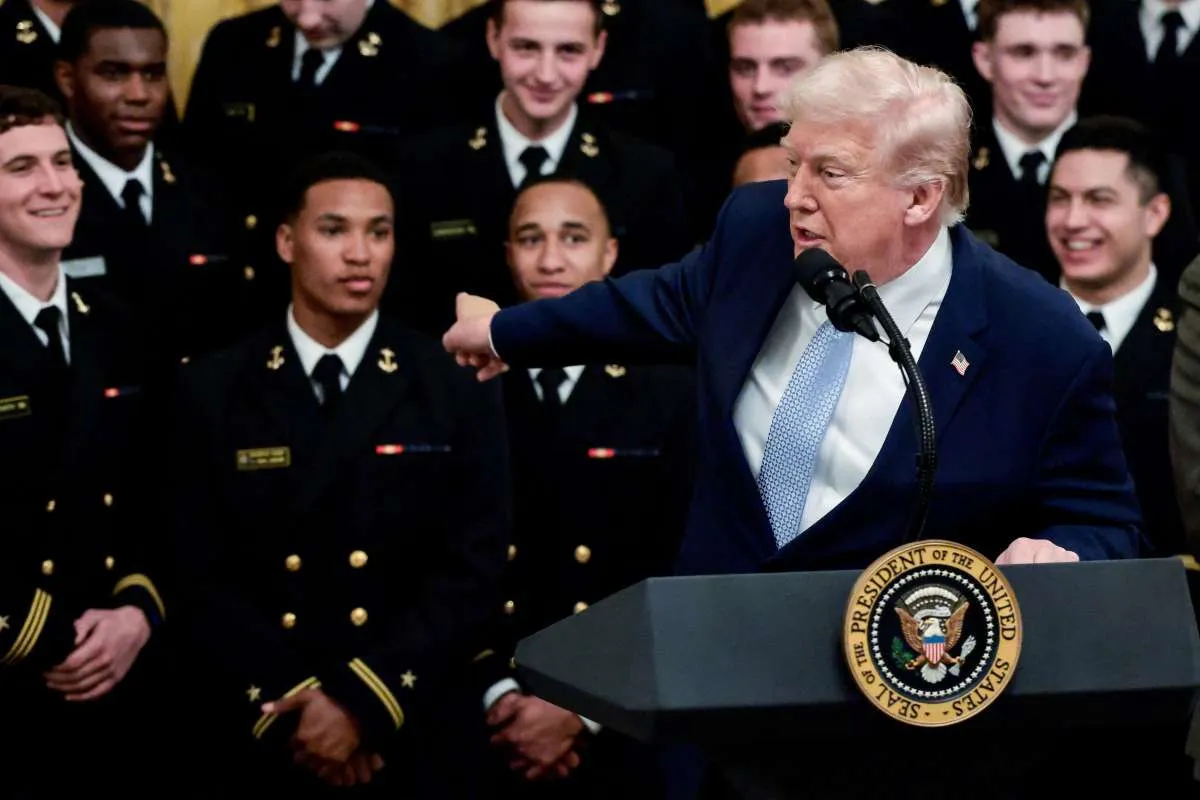 Trump: AS Sedang Mempertimbangkan untuk 'Mengakhiri' Perang Melawan Iran