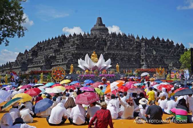 Simak 5 Tips Rayakan Festival Lampion Waisak 2023 di Candi Borobudur
