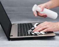 6 Cara Mengusir Semut dari Laptop yang Mengganggu Pengguna