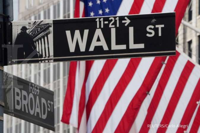 Wall Street turun setelah Donald Trump mengumumkan positif corona