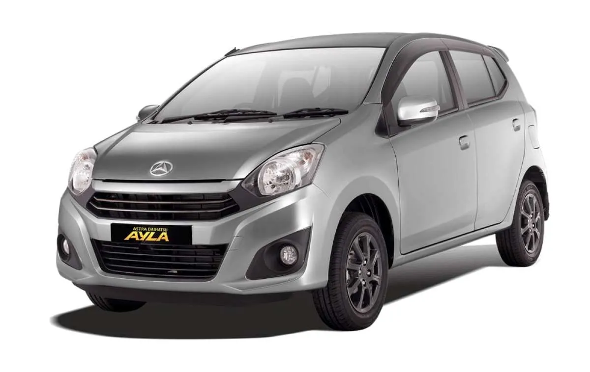 Simak harga mobil bekas Daihatsu Ayla rilisan 2017 makin murah per Agustus 2021