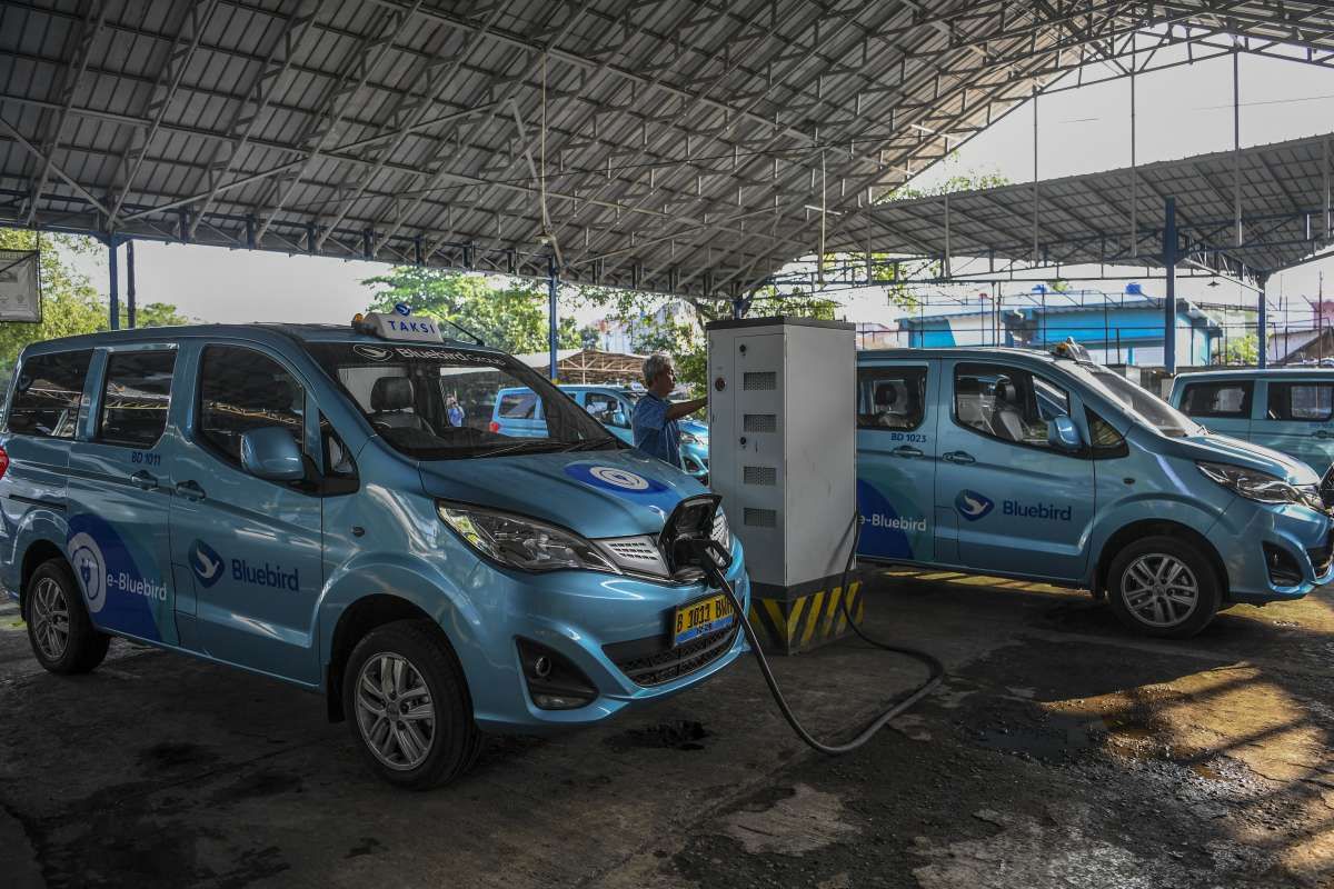 Laba Kuartal I-2025 Naik, Saham Transportasi dan Logistik Masih Menarik