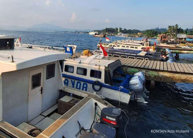 Menuju Obi, Kapal Berhenti di Tengah Laut Sampai Ada Lampu Terang Saling Bersahut