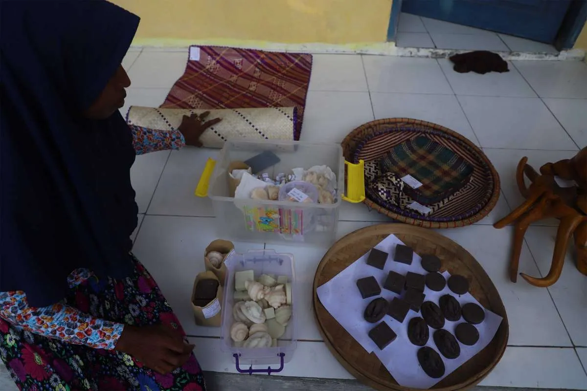 Pariwisata di Morotai kini menjadi harapan bagi para perajin pernak pernik 