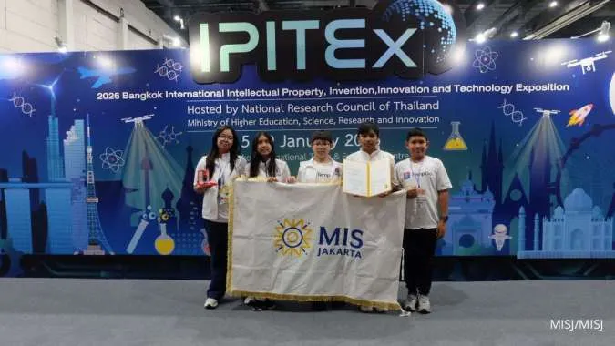 10 Siswa MISJ Ciptakan Traffigo, Solusi Kemacetan Penjemputan Siswa di Jakarta