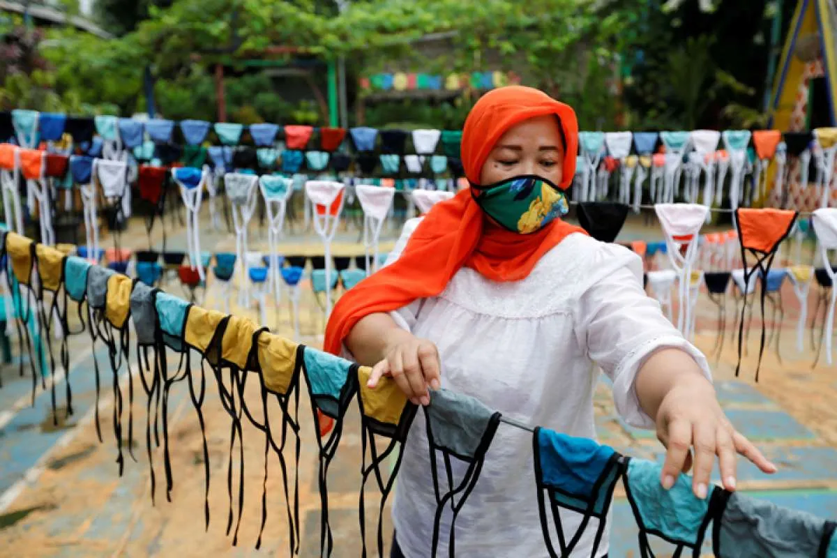 Produsen tekstil dan garmen masih terus penuhi kebutuhan masker nasional