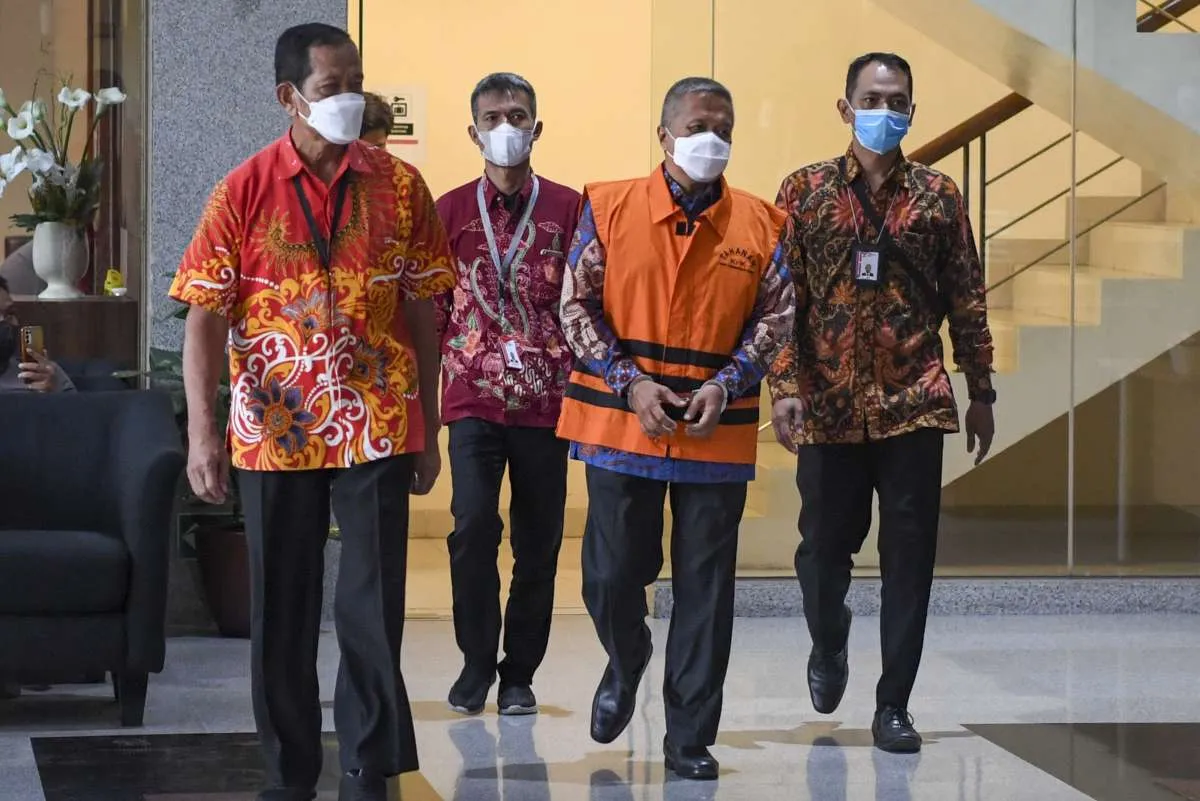 KPK Resmi Tahan Tersangka Kasus Suap Hakim Agung Sudrajad Dimyati