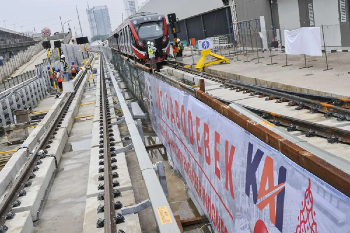 LRT Jabodebek Bakal Resmi Beroperasi Desember 2022